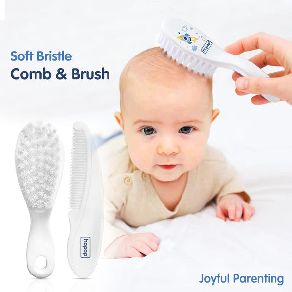 Gentle baby grooming set with comb and brush