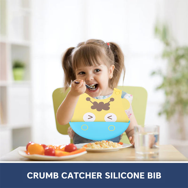 Travel-friendly silicone bib for messy meals